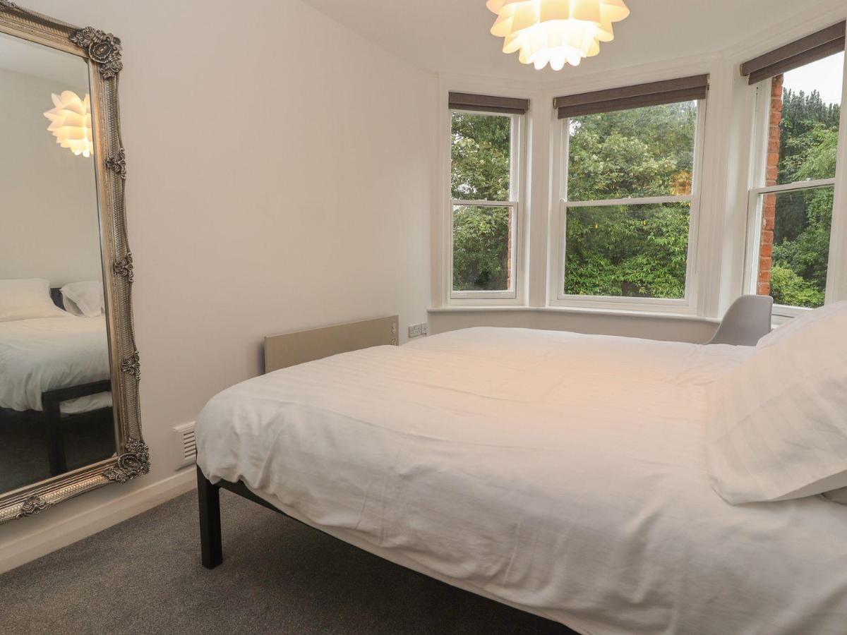 Memorial Building Apartamento Ruthin Exterior foto