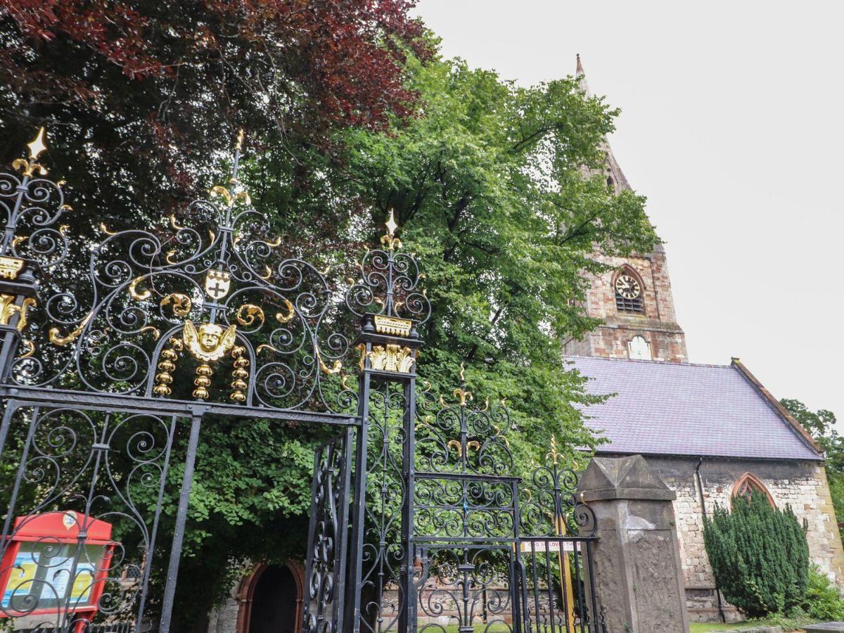 Memorial Building Apartamento Ruthin Exterior foto