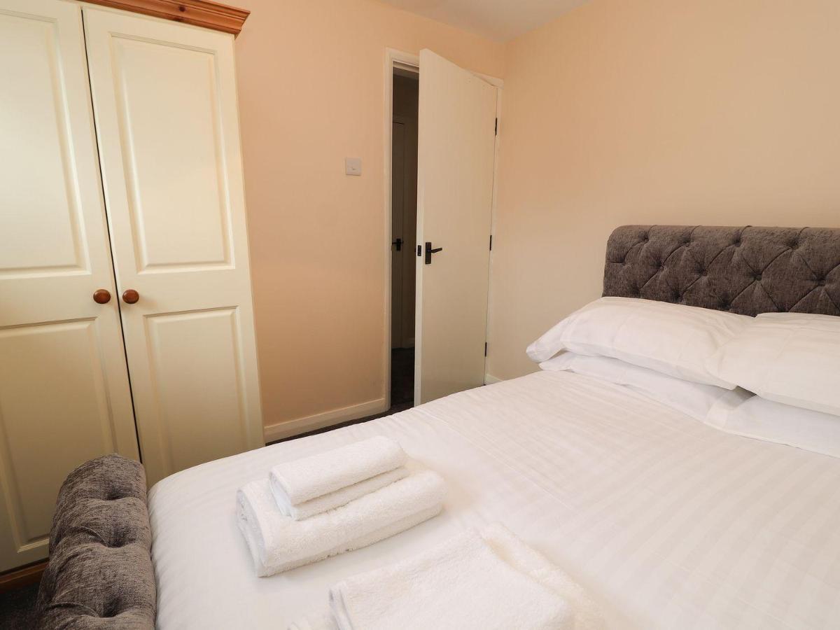 Memorial Building Apartamento Ruthin Exterior foto